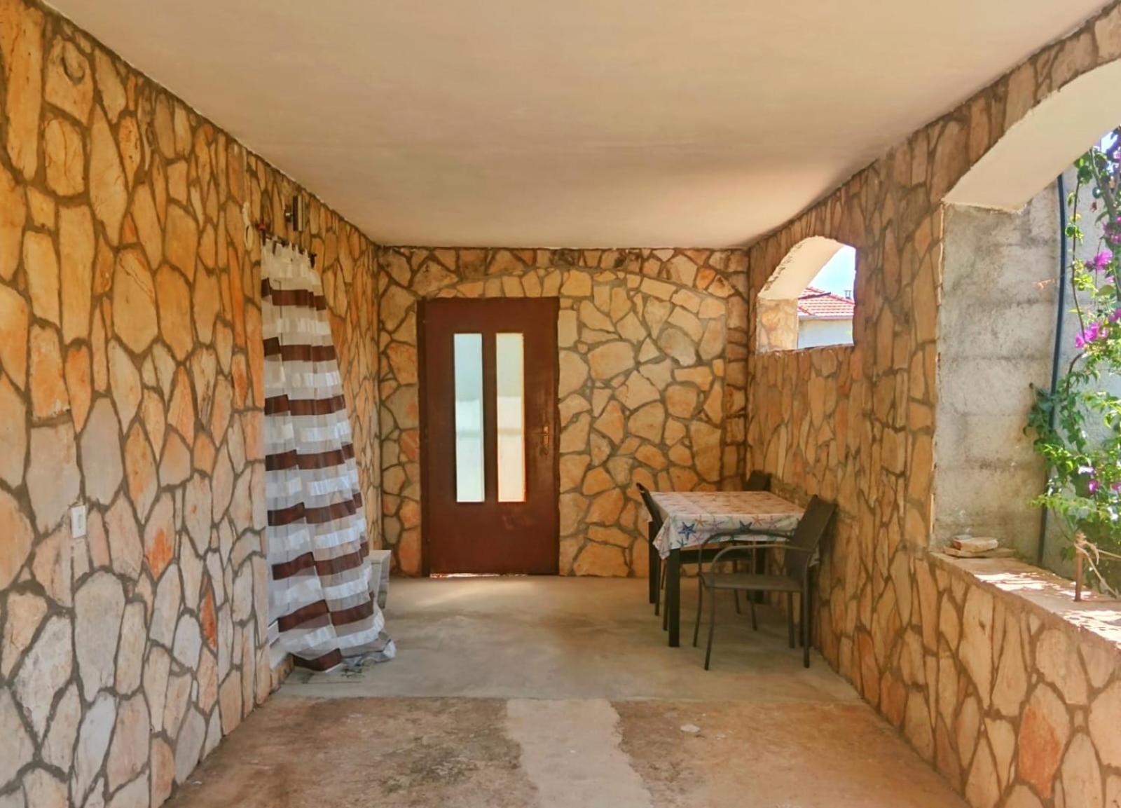 Guesthouse Eljuga Family Stari Grad  Eksteriør bilde
